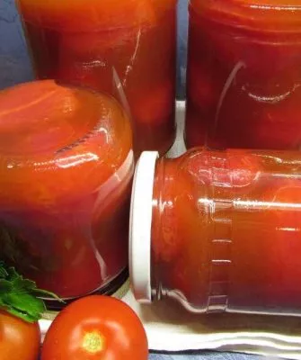 Помидоры в томатном соку