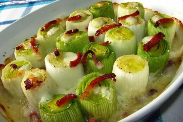 применение лука-порея