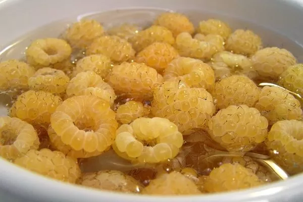 применение желтой малины