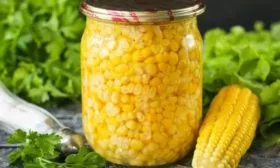 консервированная кукуруза Лакомка Белогорья