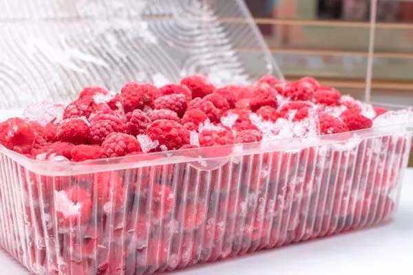 Малина Бриллиантовая заморозка