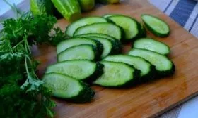 нарезка огурцов Весёлые гномики
