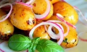 приготовленный картофель Чароит