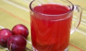 Слива Цистена: компот