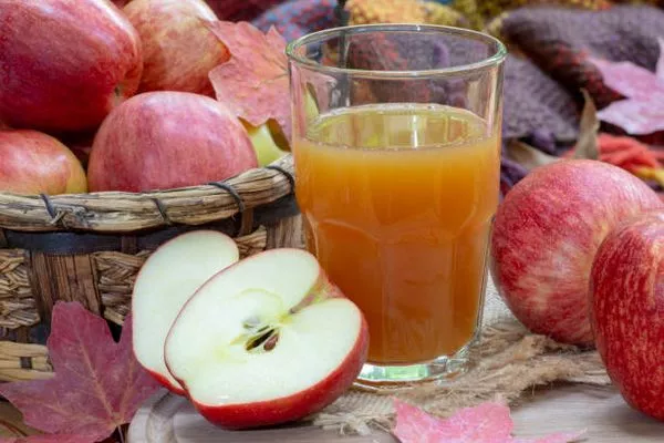 сок их яблок Уэлси