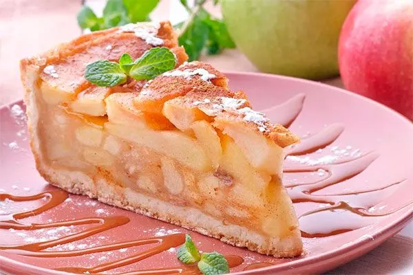 пирог яблочный Яблоня Аркад10