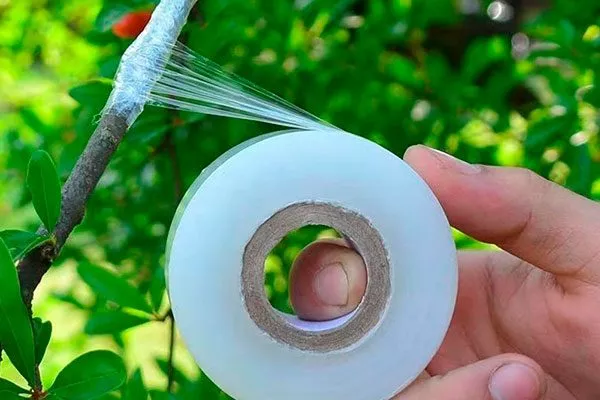 обвязочные материалы – изолента или шпагат