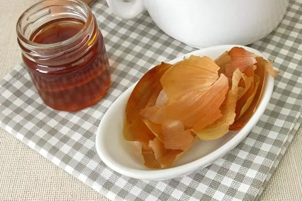 луковой настой от вредителей пиона Гарден треже