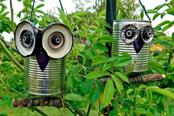 Банки или жестяные крышки