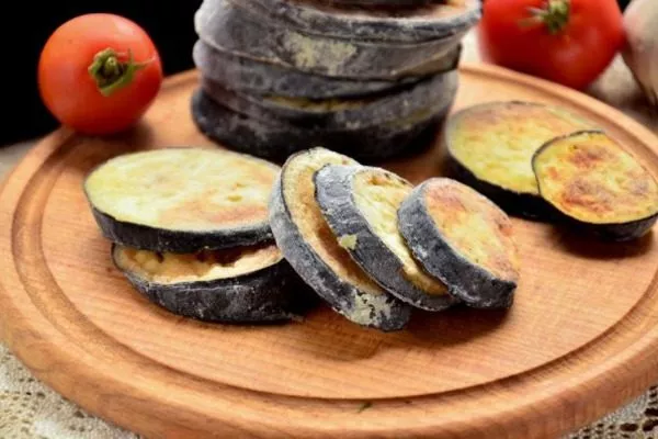 размораживаем кусочки овоща при комнатной температуре