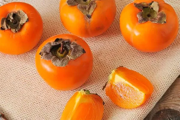 Natsu Persimmon (Натсу персиммон) комнатная хурма6