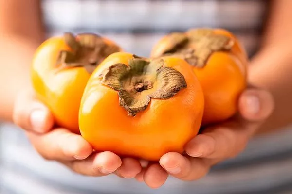 спелая хурма